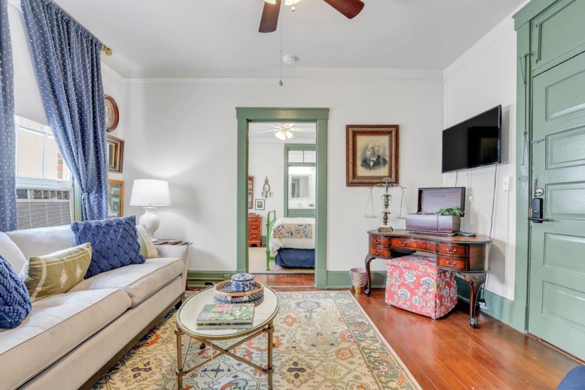 The Graham On Oglethorpe Square Villa Savannah Exterior photo