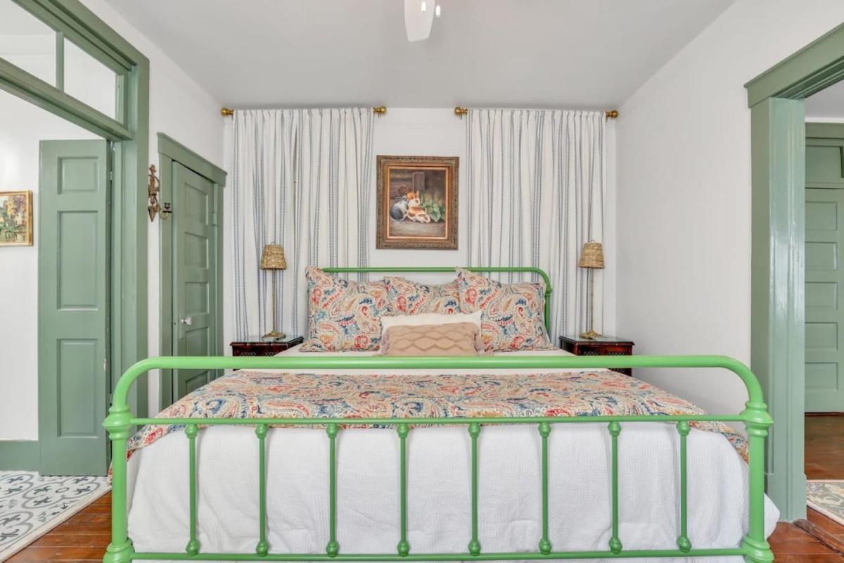 The Graham On Oglethorpe Square Villa Savannah Exterior photo